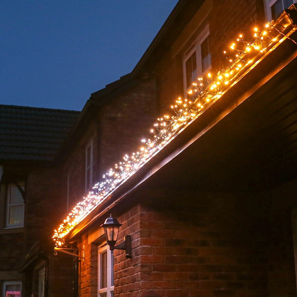 Twinkly Cluster Gold Edition Catena 400 LED Ambrato E Bianco AWW 7 Twinkly Cluster Gold Edition Catena 400 LED Ambrato E Bianco AWW - immagine 6