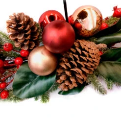 Centrotavola Portacandele 3 Posti Con Decorazioni Natalizie Bacche E Pigne -Forniture Natalizie Negozio 0095521 centrotavola portacandele 3 posti con decorazioni natalizie bacche e pigne